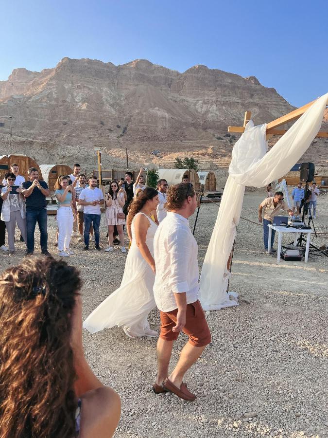 Отель Badolina Ein Gedi Glamping Экстерьер фото