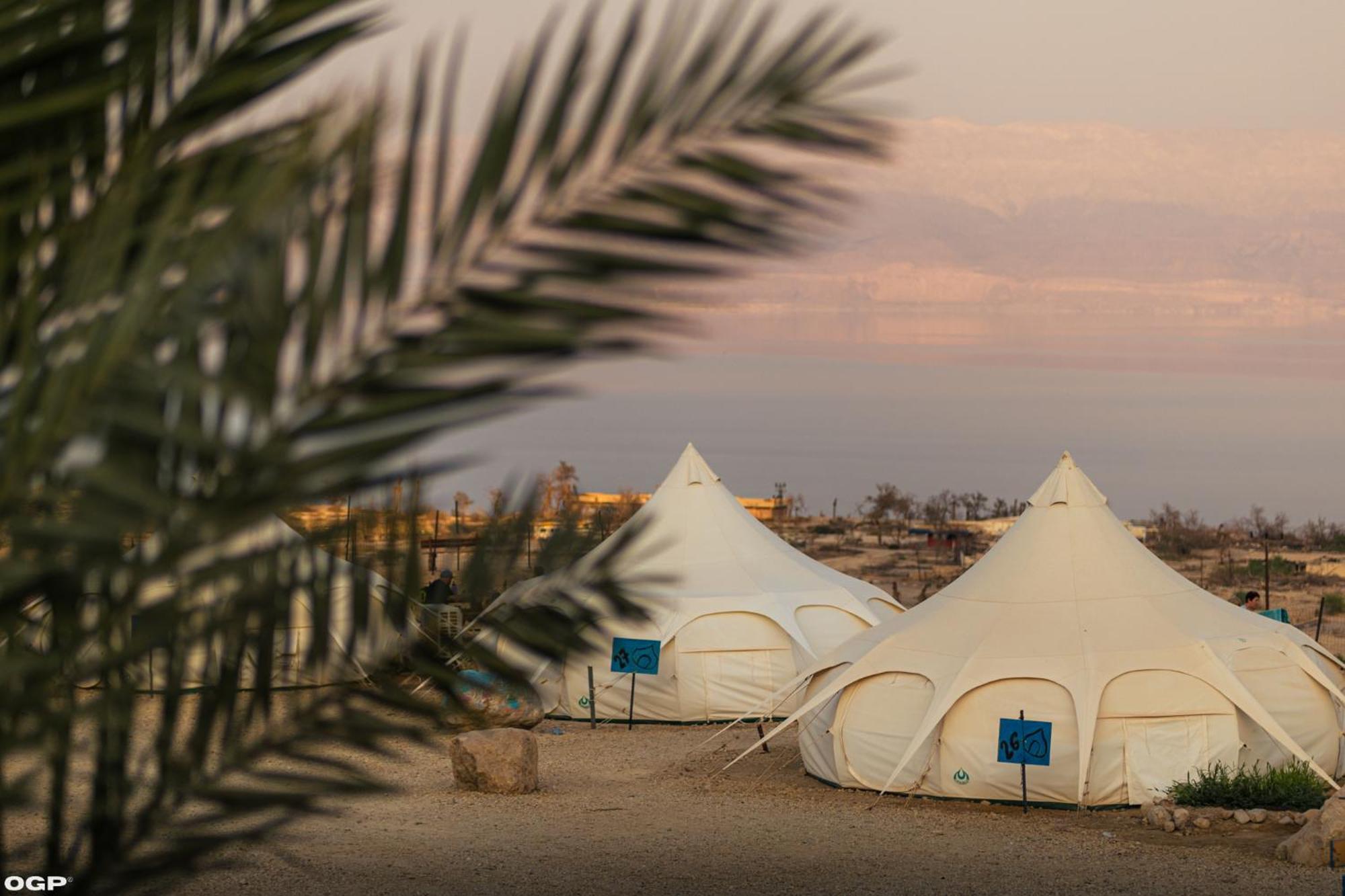 Отель Badolina Ein Gedi Glamping Экстерьер фото