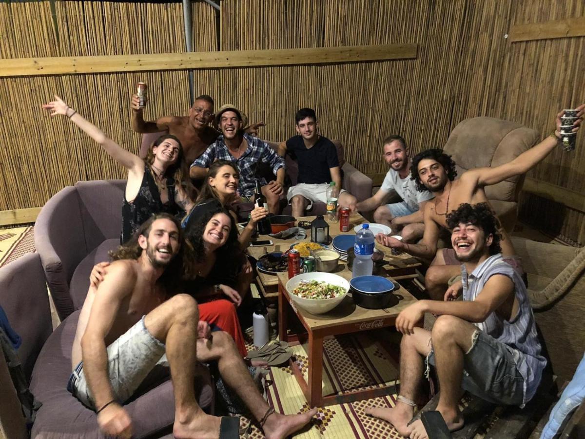 Отель Badolina Ein Gedi Glamping Экстерьер фото