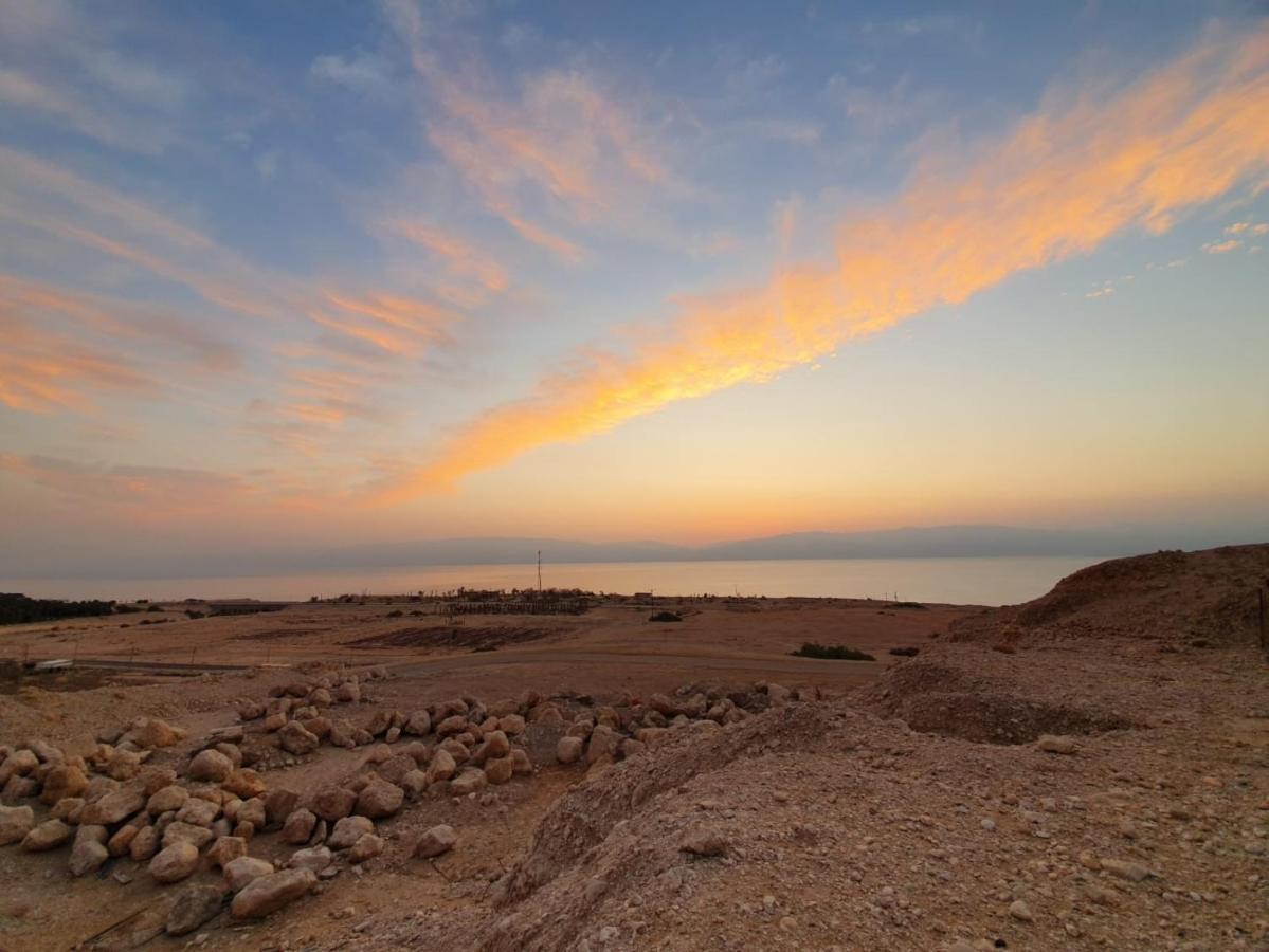 Отель Badolina Ein Gedi Glamping Экстерьер фото
